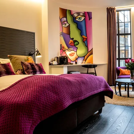 Hotel No13