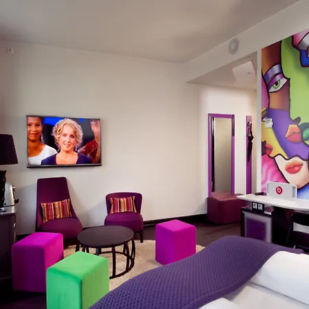 Hotel No13