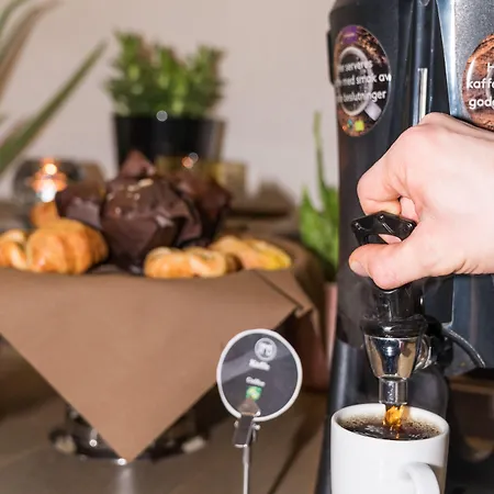 No13 Ξενοδοχείο 4*